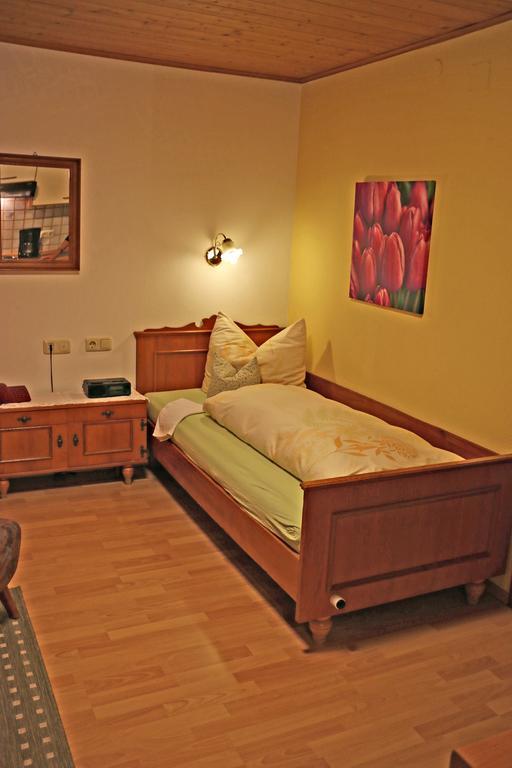 Appartementhaus Elisabeth Winklhofer Bad Füssing Habitación foto